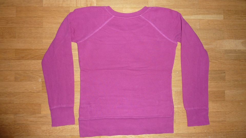 Esprit Langarmshirt Sweatshirt Mädchen Gr. 140-146 in Berlin