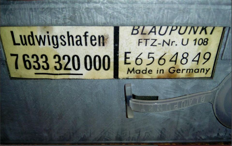 Autoradio Blaupunkt Ludwigshafen von 1973 Reparaturbedürftig in Weilburg