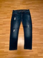 Jeans modern blau, Orsay, Gr. 40, mit Löchern und Scheuerstellen Bayern - Neusäß Vorschau