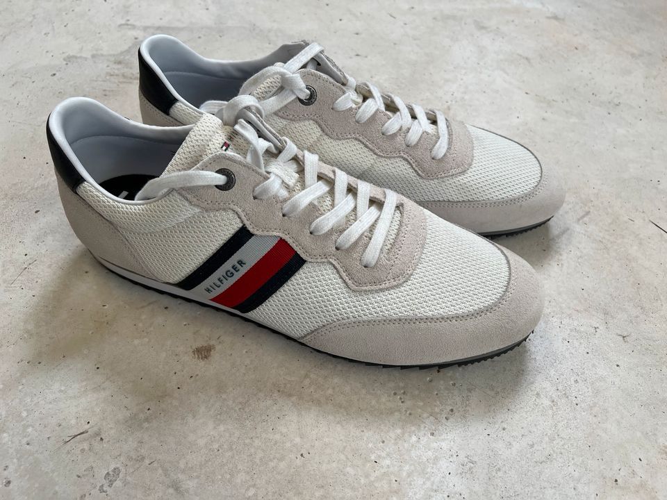 Tommy Hilfiger Herrenschuhe 46 in Aachen