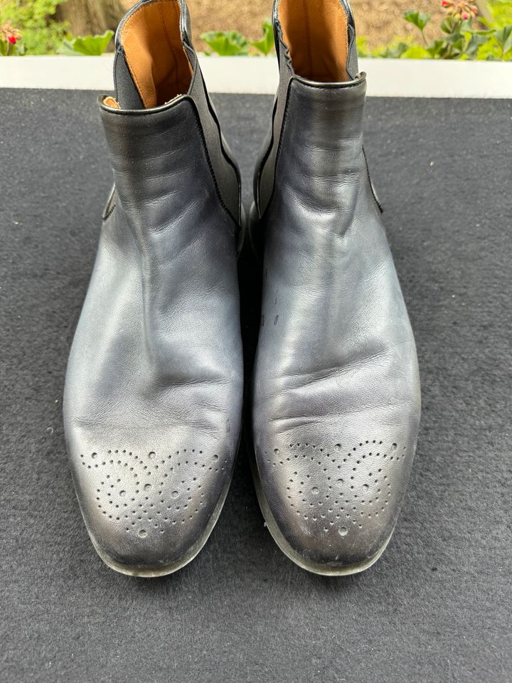 Santoni Stiefel klassisches Design echt Leder 7,5 in Hamburg