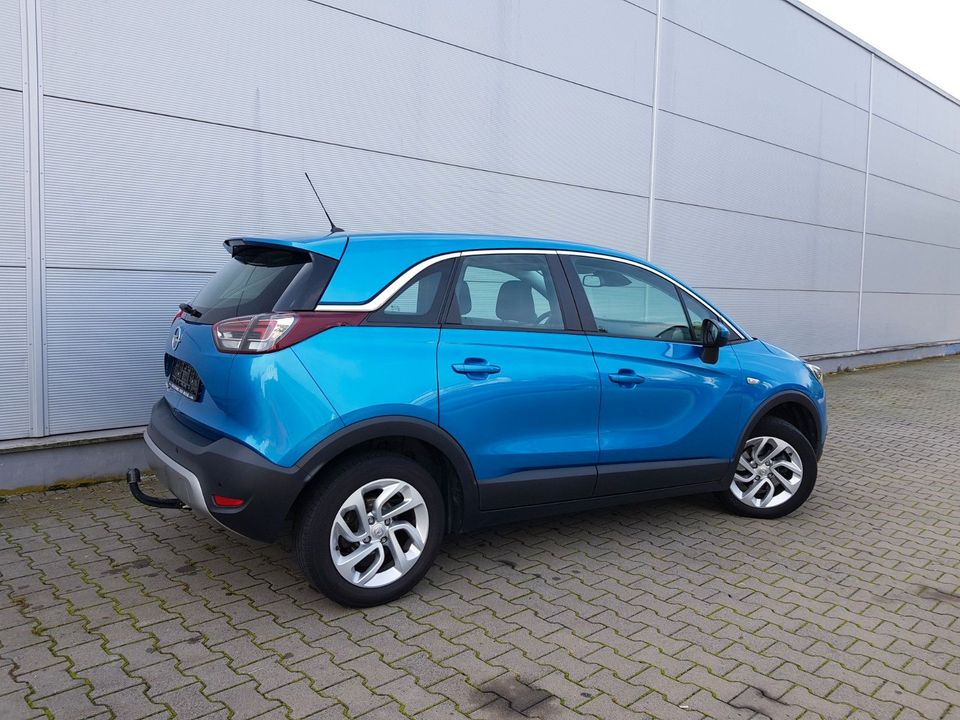 Opel Crossland X (Motorlampe an) in Wiesbaden