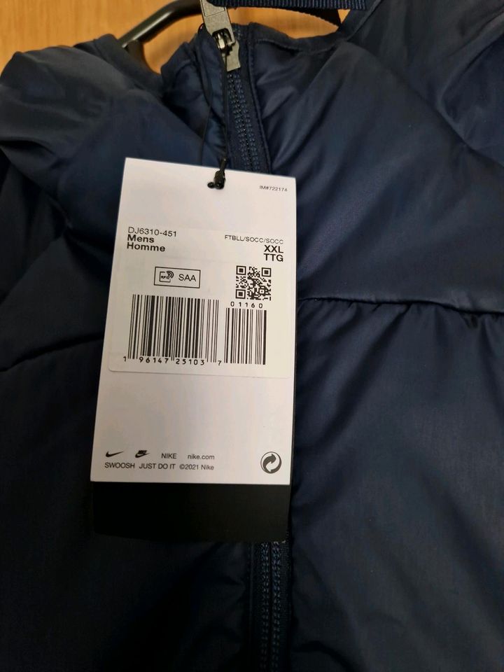 Herrenjacke , Übergangsjacke , Nike,  Größe  XXL in Rehburg-Loccum