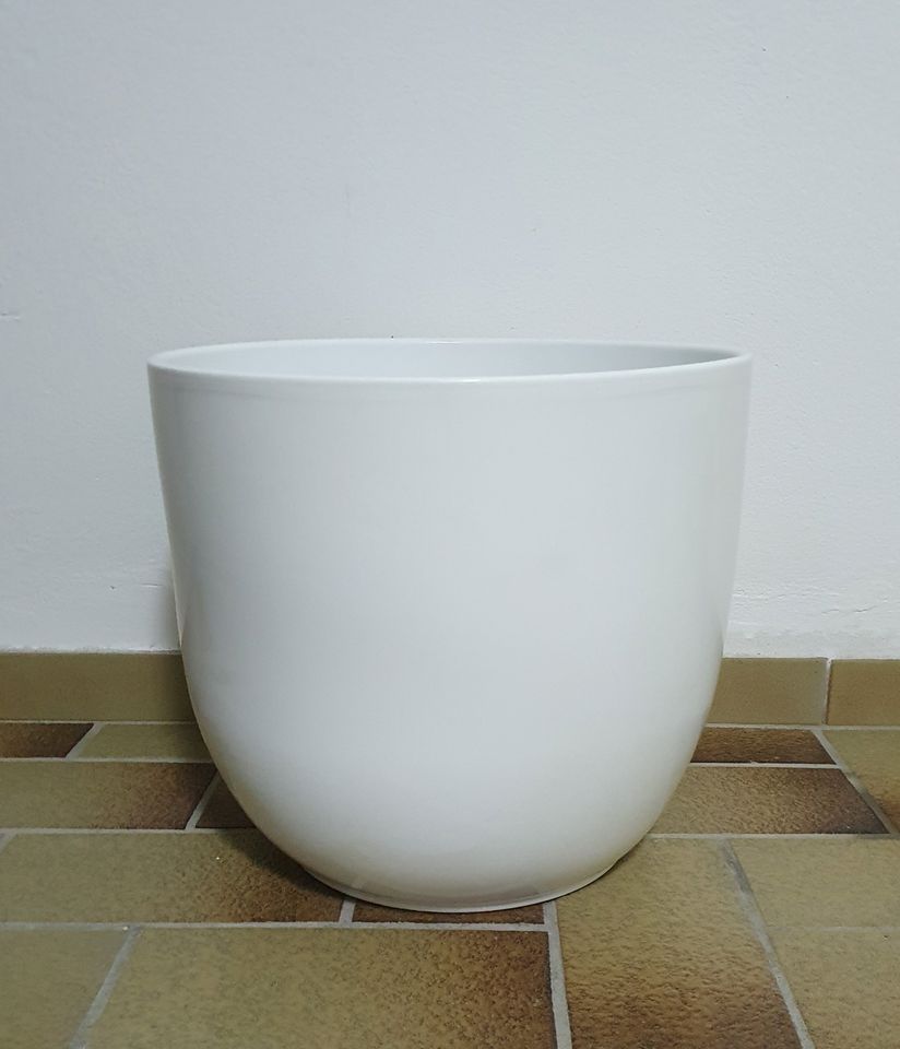 Übertopf Keramik weiß, groß ⌀ 36 cm / H: 32 cm in Bad Laer