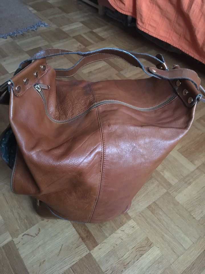 Schöne Ledertasche von Alex in München