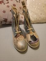 Dogo Long Boots Stiefel Cat Mom Katze Gr. 39 NEU beige bunt Sachsen - Aue Vorschau
