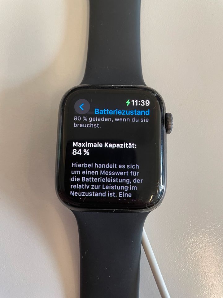 Apple Watch SE 44m in Sehnde
