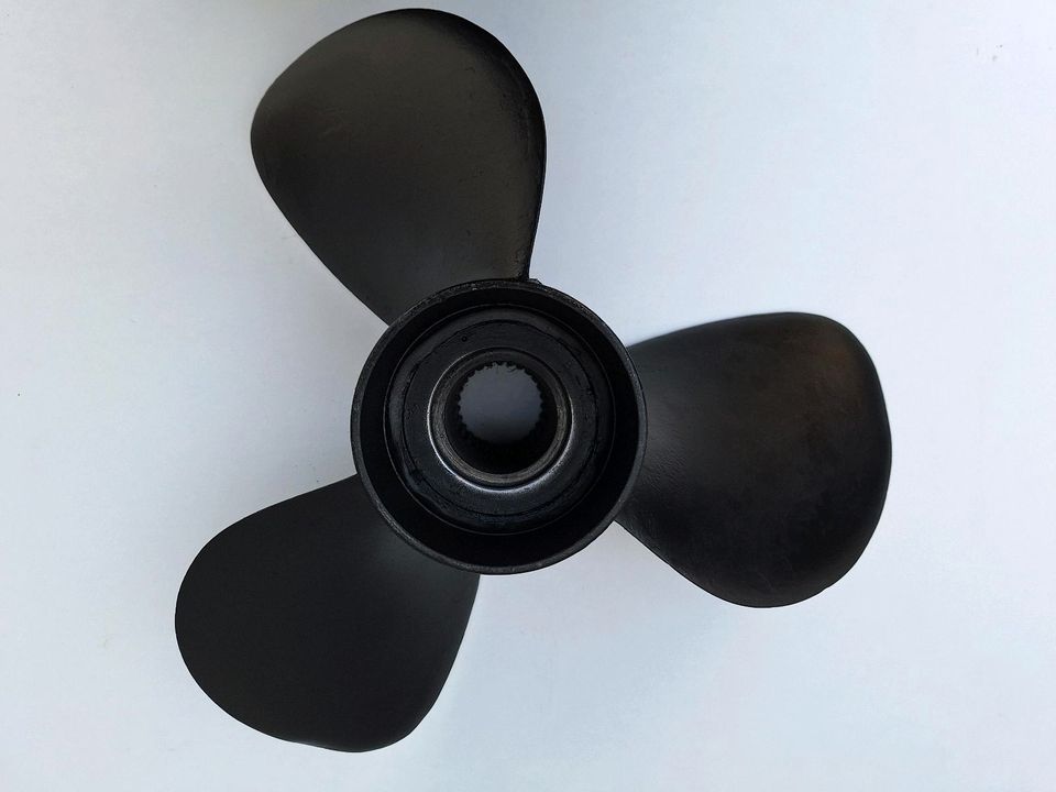 Volvo Penta DP Propeller in Schwandorf