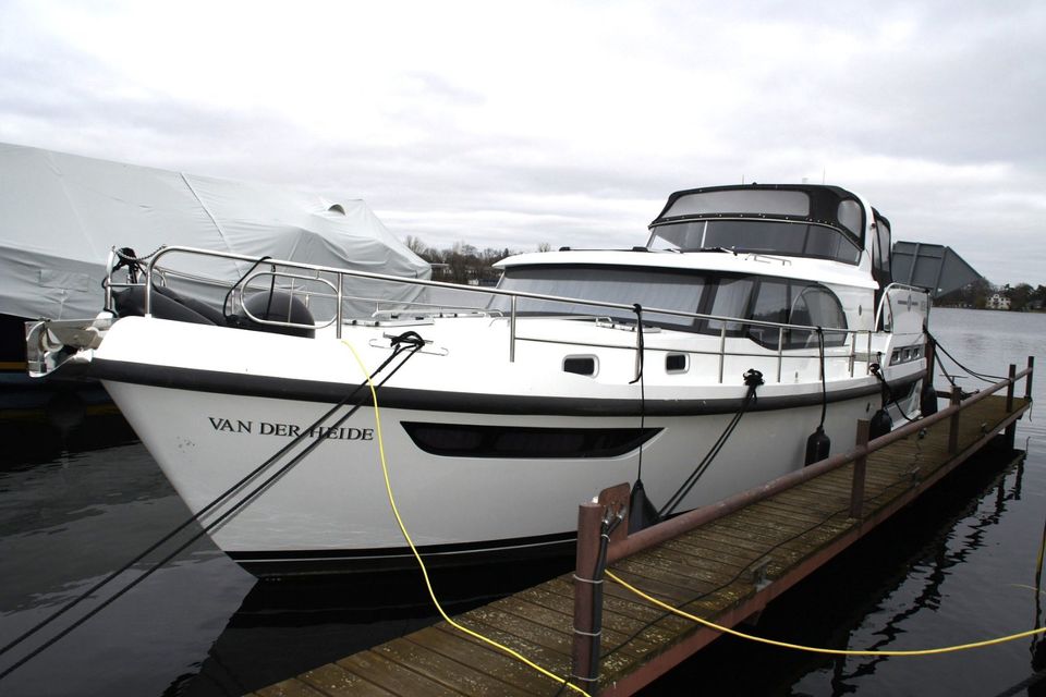 Yacht Schiff Boot Luxusyacht Jetten 45 AC Cabrio zu verkaufen in Magdeburg