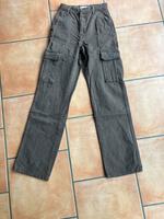 Damen Stradivarius Cargo-Hose braun Gr. 32 Köln - Porz Vorschau