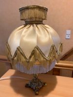 Antike Kommodenlampe- Seidenschirm und verzierter Messingfuss Rheinland-Pfalz - Herxheim bei Landau/Pfalz Vorschau