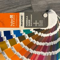 MATT. PANTONE Farbfäche  /Huber-group Nordrhein-Westfalen - Haan Vorschau