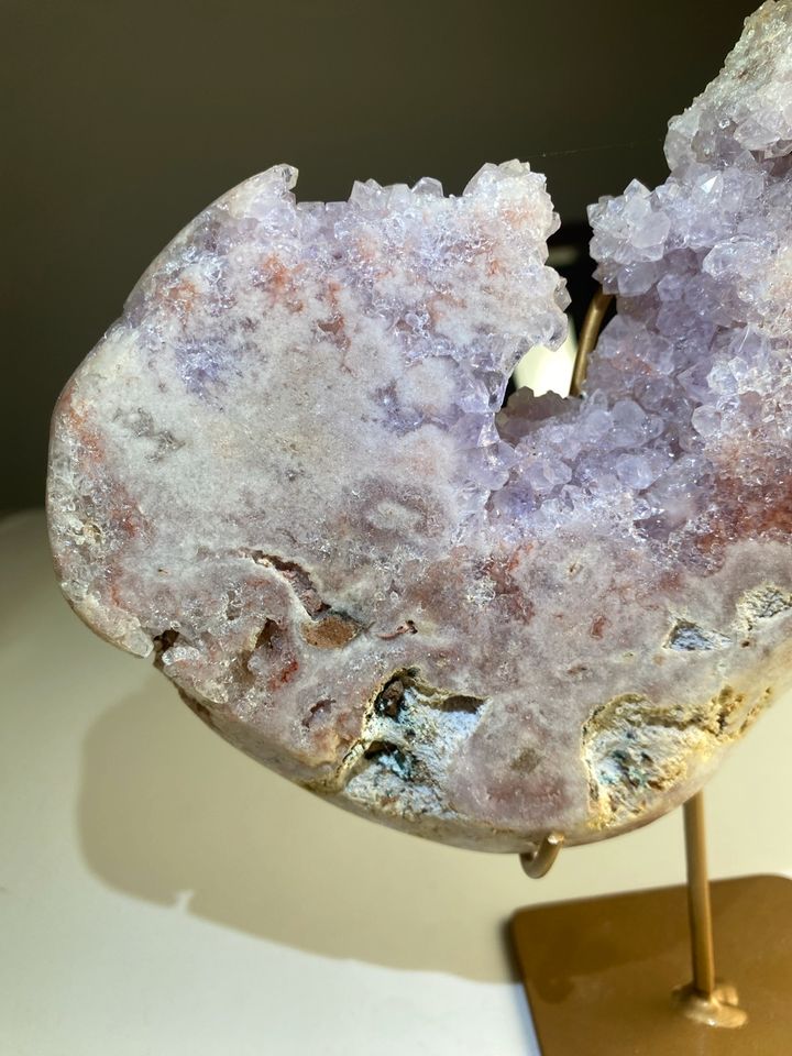 Pinker Amethyst Slab auf Ständer, Brasil, Mineralien & Kristalle in Hamburg