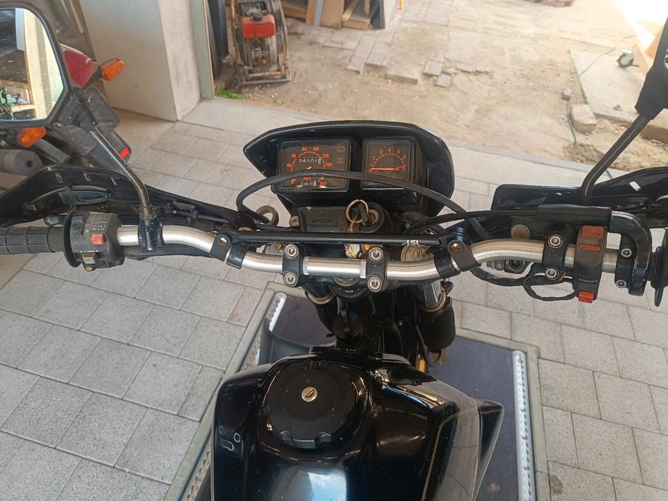 Honda xl600r PD04 in Krostitz