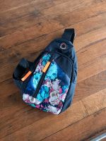 Cross bag Rucksack Umhängetasche Blumen Sport Nordrhein-Westfalen - Nettetal Vorschau