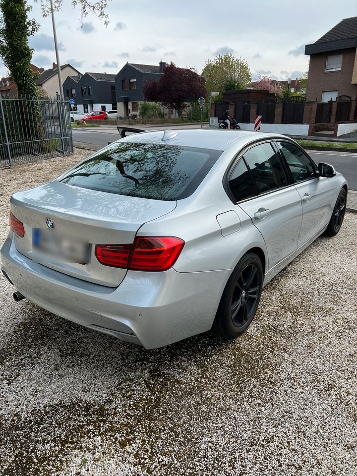 BMW 318d Modern line, M-packet in Düren