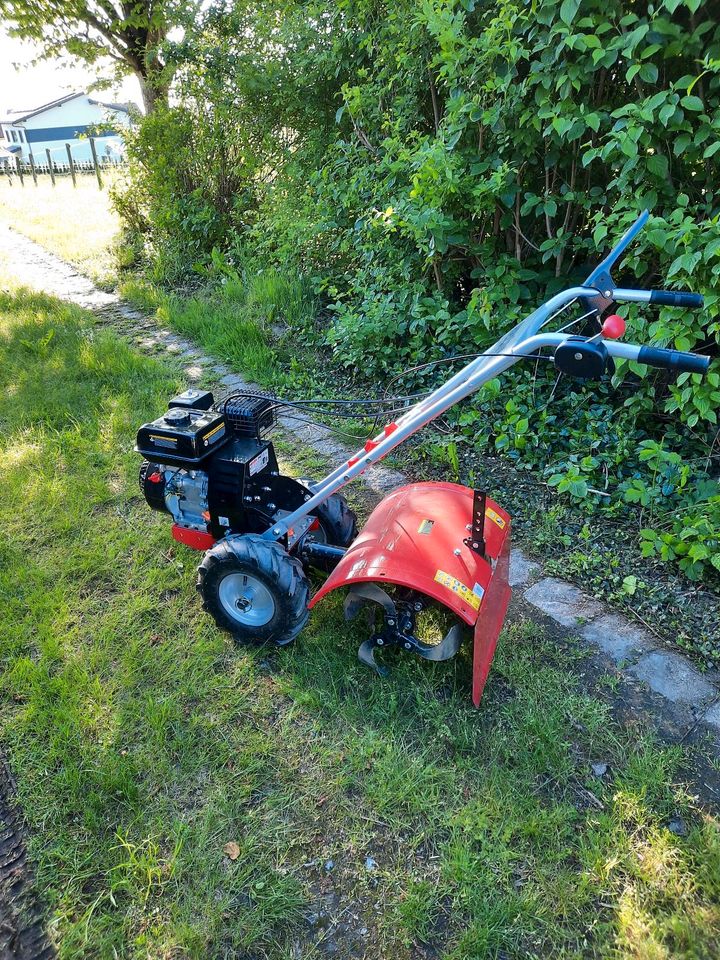 Vermiete Bodenfräse /Gartenfräse in Winzer