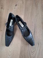 Echtleder Riemchenschuh, Tanzschuh Nordrhein-Westfalen - Bad Salzuflen Vorschau