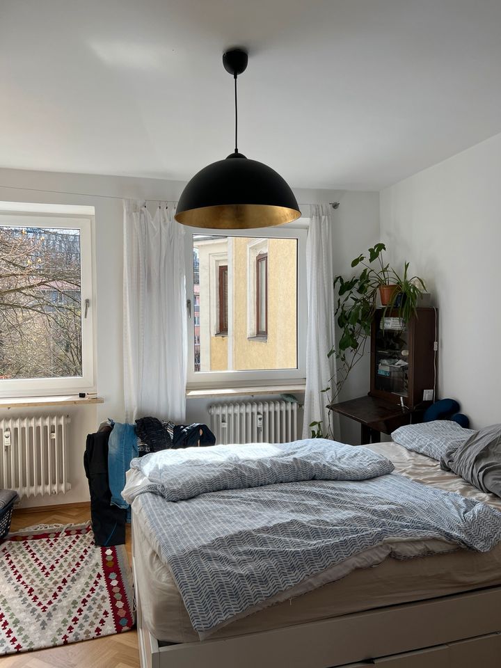 3 Zimmer Wohnung mit Balkon in Isarnähe zur Untermiete [Sept—Jan] in München