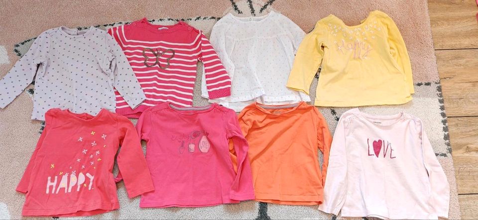 Shirts Mädchen, Babykleidung, Gr. 86 Preis je Shirt in Niederschönenfeld