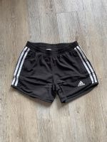 Shorts, Laufhose, Trainigshose, von Adidas Hessen - Guxhagen Vorschau