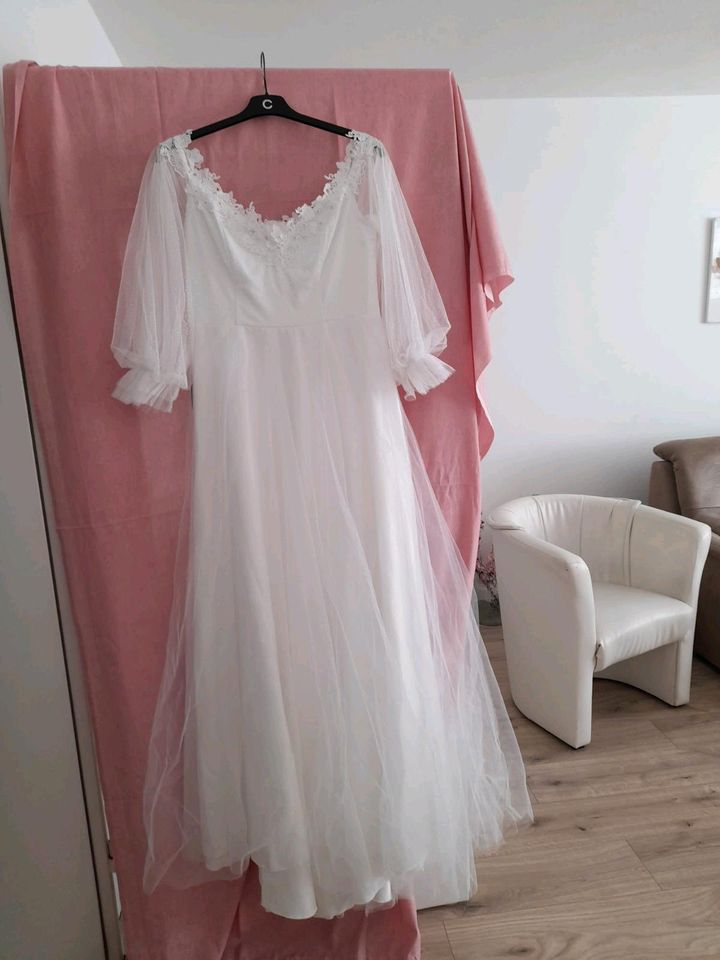 Braut Kleid Neu in Flensburg