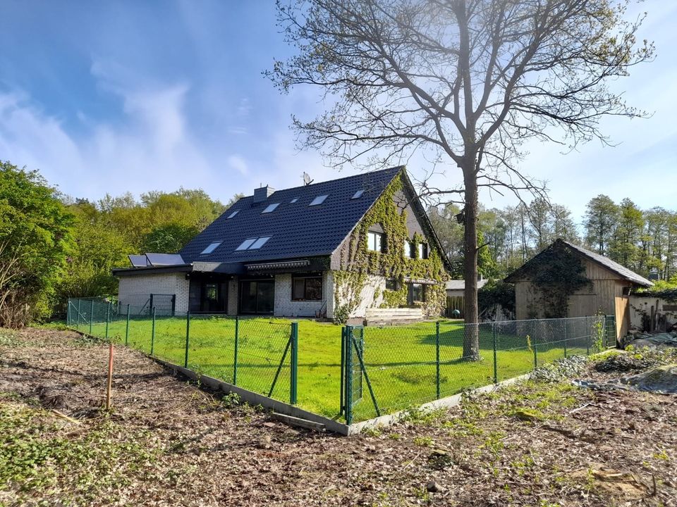 Grosses Wohnhaus  mit grossem Garten und Option auf angrenzendes Bauland in bester Lage in Gifhorn in Gifhorn