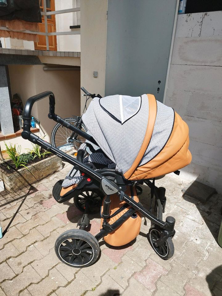 Kinderwagen in Stutensee