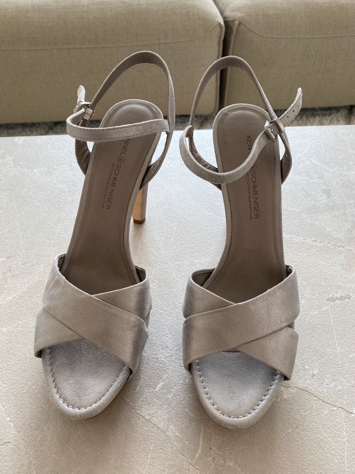 Kennel und Schmenger High Heels in Silber (Grau) Gr. 40 in Kaiserslautern