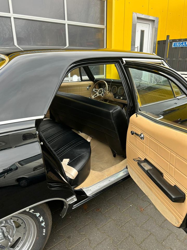 Chevrolet Impala 1967 für Fotos, Hochzeiten etc. in Bergheim