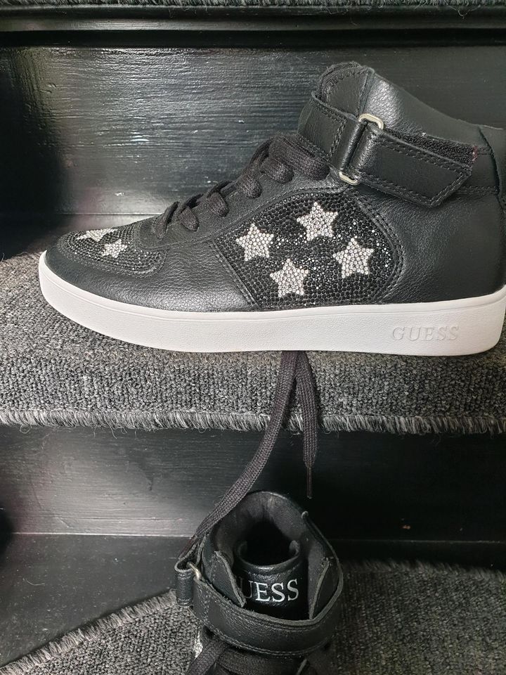 Damenschuhe von Guess in Grevesmuehlen