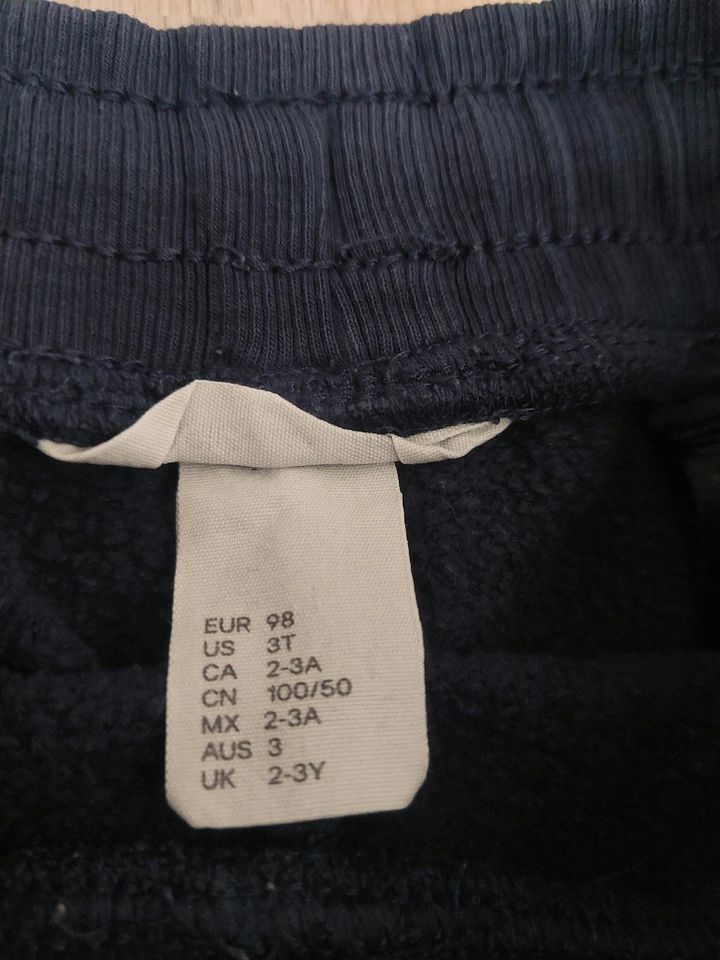 Jogginganzug H&M Gr. 98 in Minden