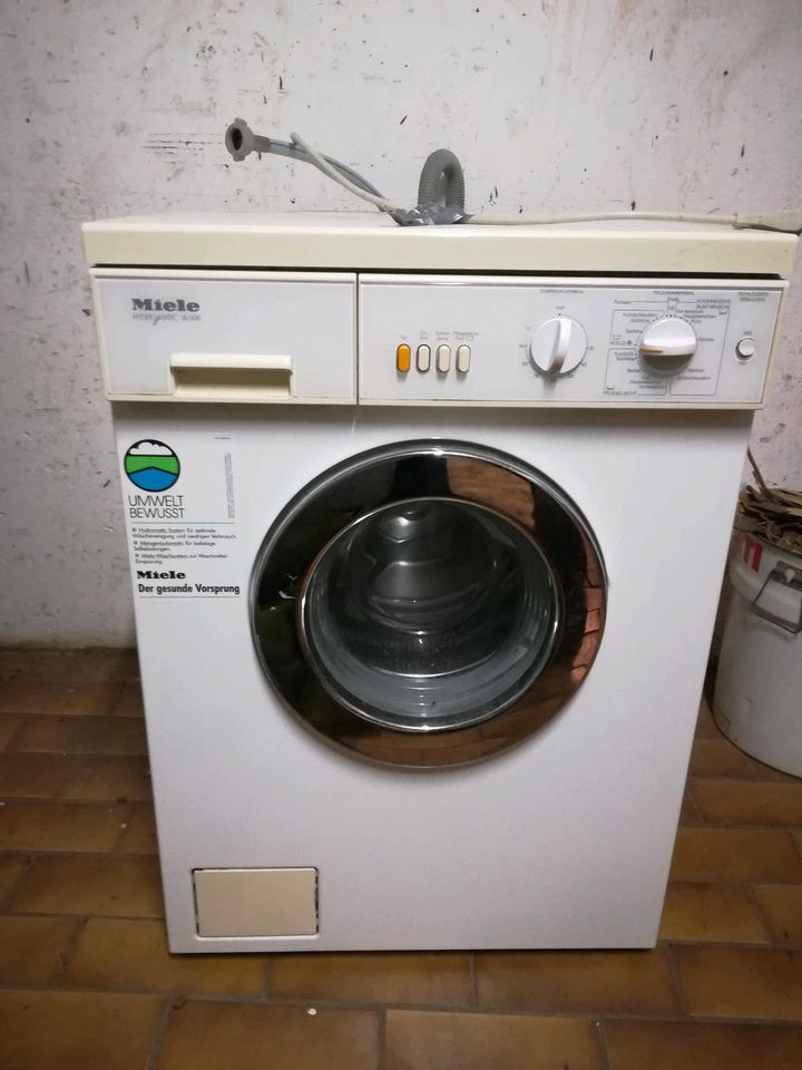 Miele W698 Waschmaschine in Daubach