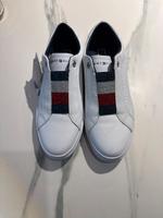 Schuhe Tommy Hilfiger Gr.36 neu Aachen - Eilendorf Vorschau