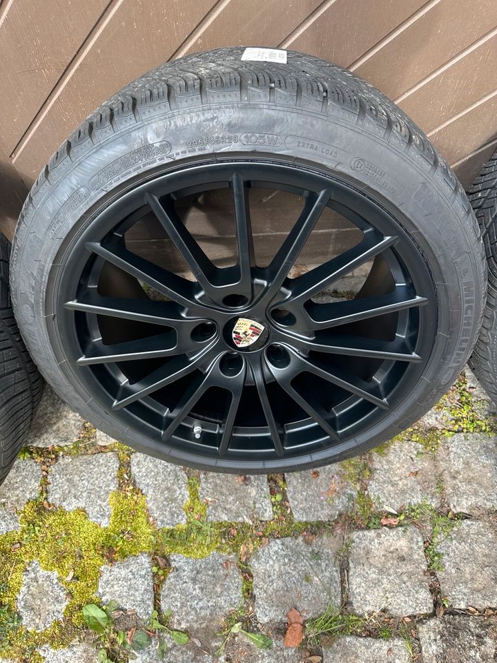 20 Zoll neue Winterräder Porsche mit neuer Michelin Bereifung! in Leipzig