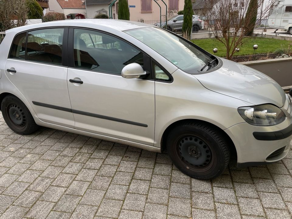 VW Golf Plus V 1.4 in Teningen