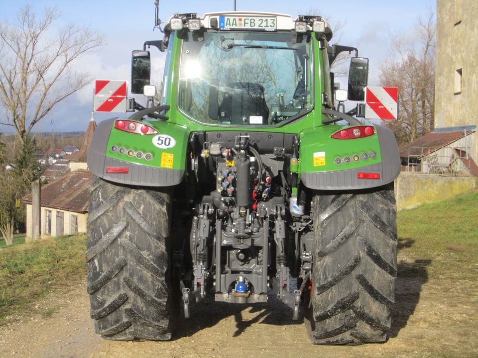 Fendt 724 Vario S4 Profi Plus, Varioguide RTK Novatel, EZ 02/2020 in Neresheim