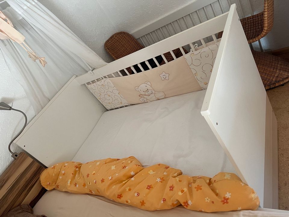 Kinderbett Kinder Gitterbett in Mutlangen