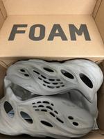 YEEZY FOAM Stone Sage EU 44.5 Berlin - Lichtenberg Vorschau