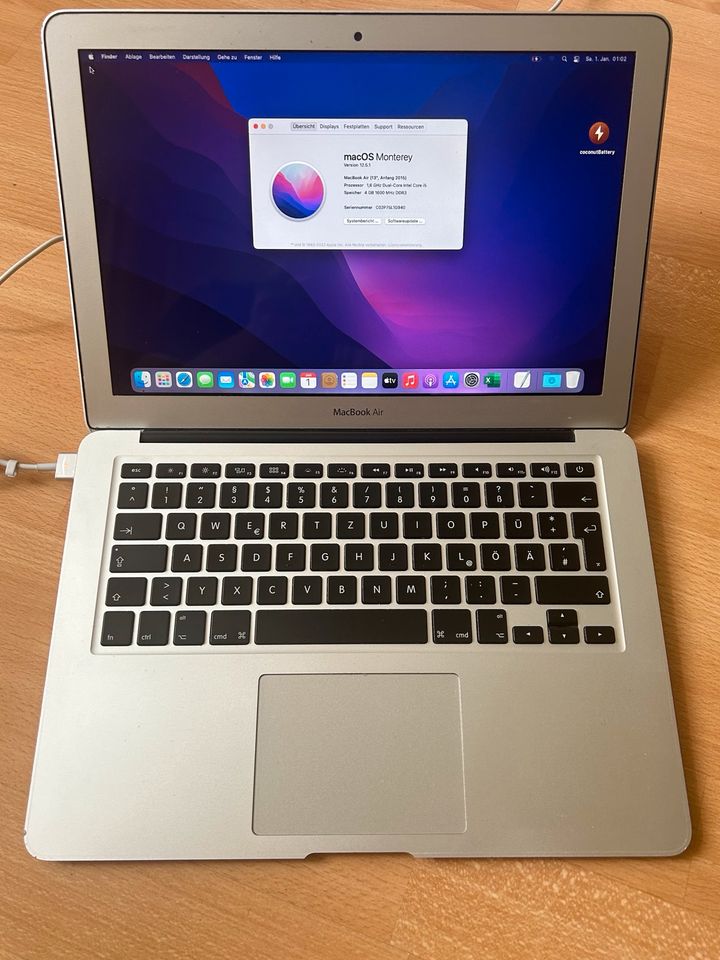 Macbook Air teilweise defekt, Ladeprobleme Laptop Teile Ersatztei in Köln