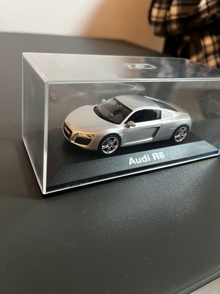 Audi r8 Modellauto 1:43 in Ingolstadt