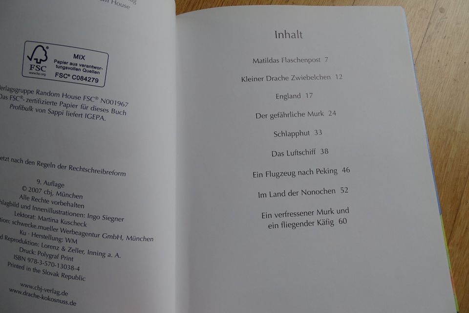 Buch: Der kleine Drache Kokusnuss reist um die Welt, Ingo Sieger in Berlin