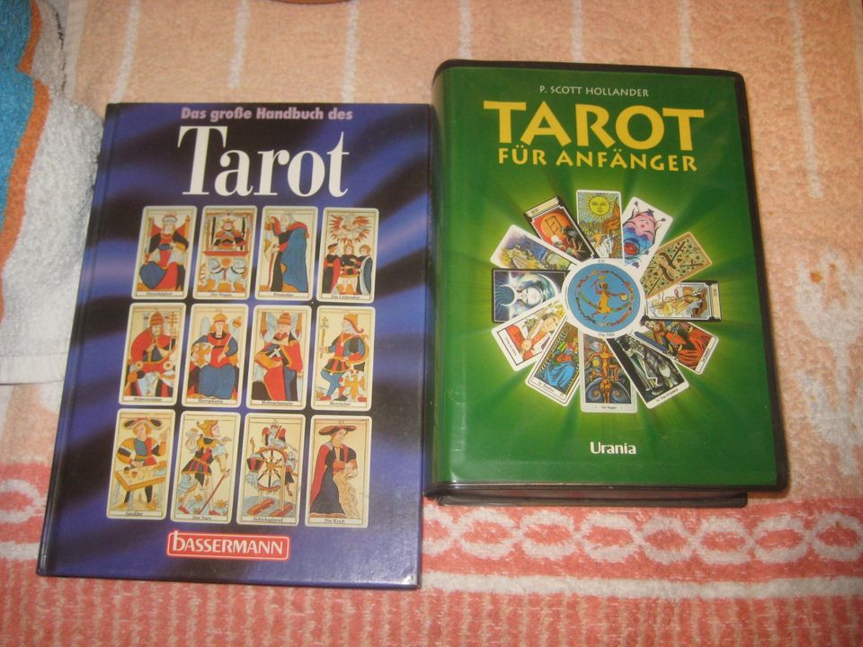 Tarot für Anfänger  Box mit Karten und Das gr. Handbuch des Tarot in Zülpich