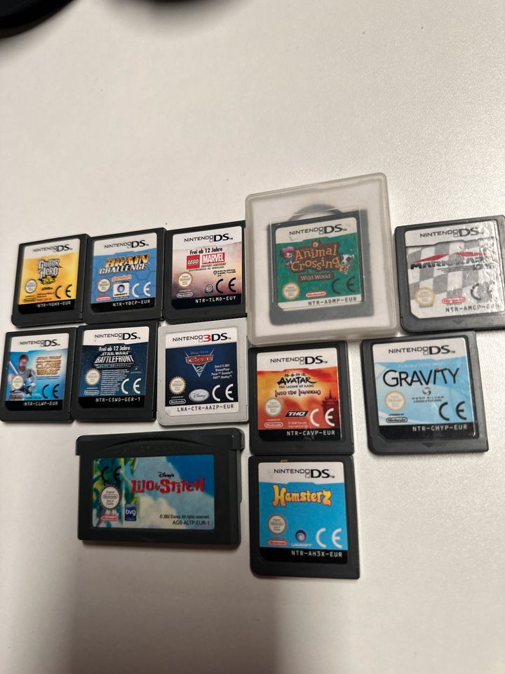 Angeboten werden 10 Nintendo Ds Spiele/ 1 3DS/ 1 Gameboyadvance S in Saarbrücken