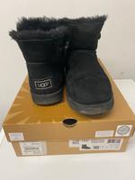 UGG Boots 41 Mini Bailey Button bling schwarz Schwachhausen - Neu Schwachhausen Vorschau