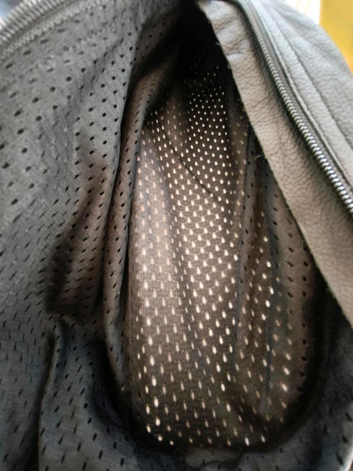 Dainese Ducati Mecanica Bologna Jacke + Hose + Unterh +Protektore in München