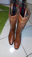 Hohe Caprice Damenstiefel Größe 38 Nordrhein-Westfalen - Neuss Vorschau