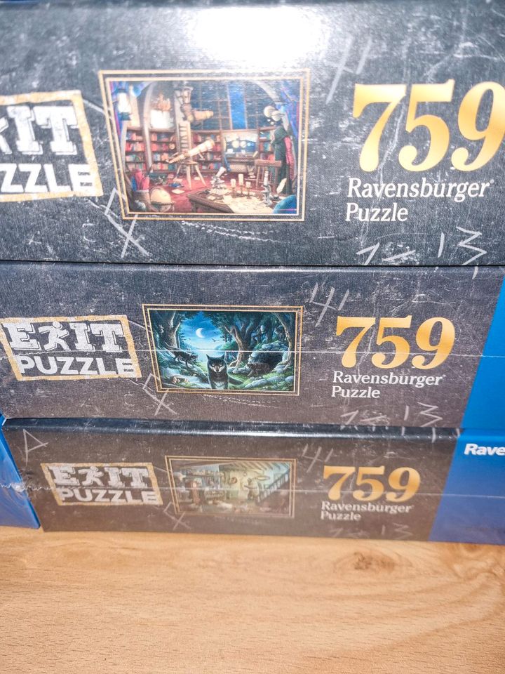 Verschiedene Exit Game Puzzle Ravensburger 8-10 Euro in Berlin