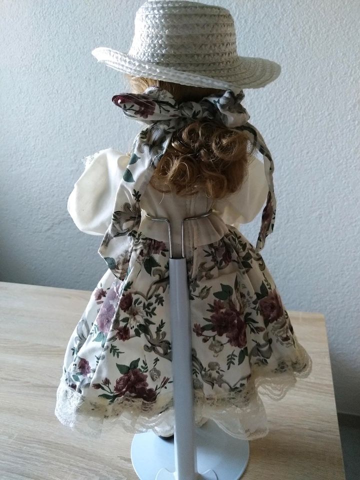 Puppe mit Ständer in Pirna