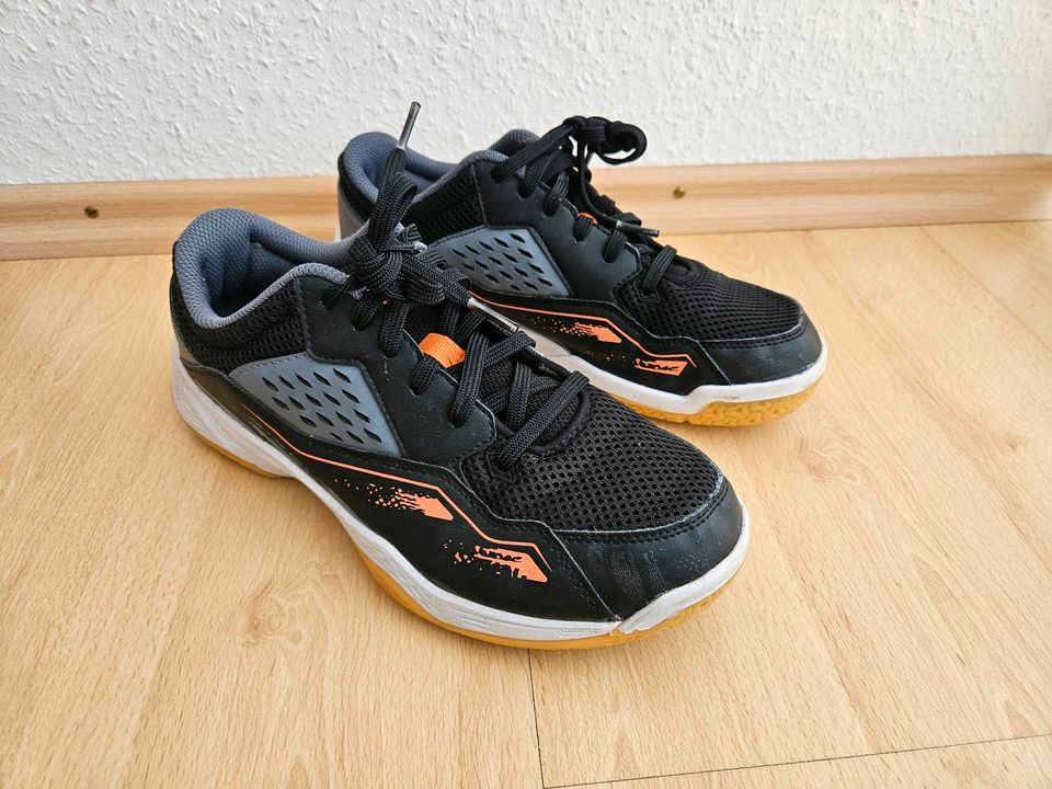 Turnschuhe Decathlon Atorka H100 Gr. 39 in Augustdorf